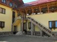 Cazare in Maramures - PENSIUNEA LILIANA - Poienile Izei - click aici, pentru marirea pozei