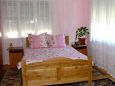 Cazare in Maramures - PENSIUNEA MARIA DIN VARFU ULITII - Poienile Izei - click aici, pentru marirea pozei