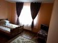Cazare in Maramures - PENSIUNEA MAR - Poienile Izei - click aici, pentru marirea pozei